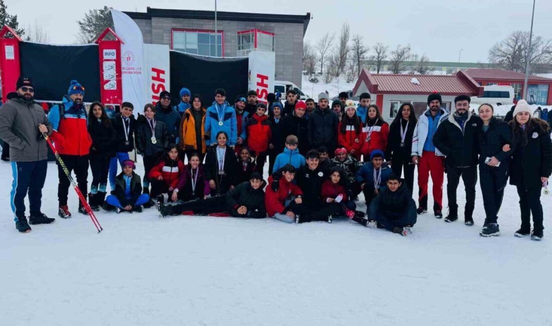 Hakkari'nin Yüksekova Gençlik ve Spor Müdürlüğü'ndeki 60 sporcu, Erzurum'da düzenlenen