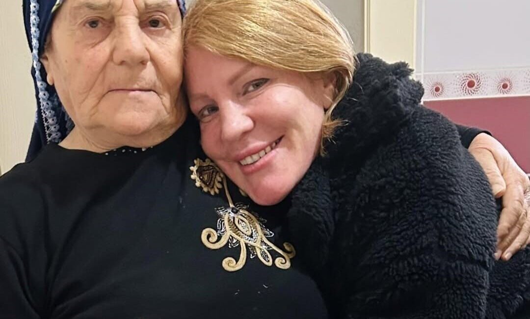 Zeynep Başkan'ın annesi, 84 yaşındaki Zekiye Başkan hayatını kaybetti. Tonya