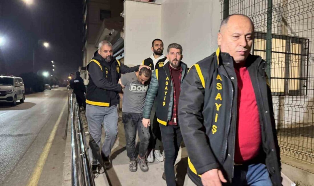 Adana'da bir hırsız, 2 Şubat'ta bir alışveriş merkezinden 3 kilogram