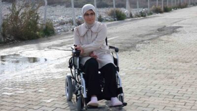 Hatay'da enkaz altından 36 saat sonra kurtarılan Türkan Alaş'a akülü