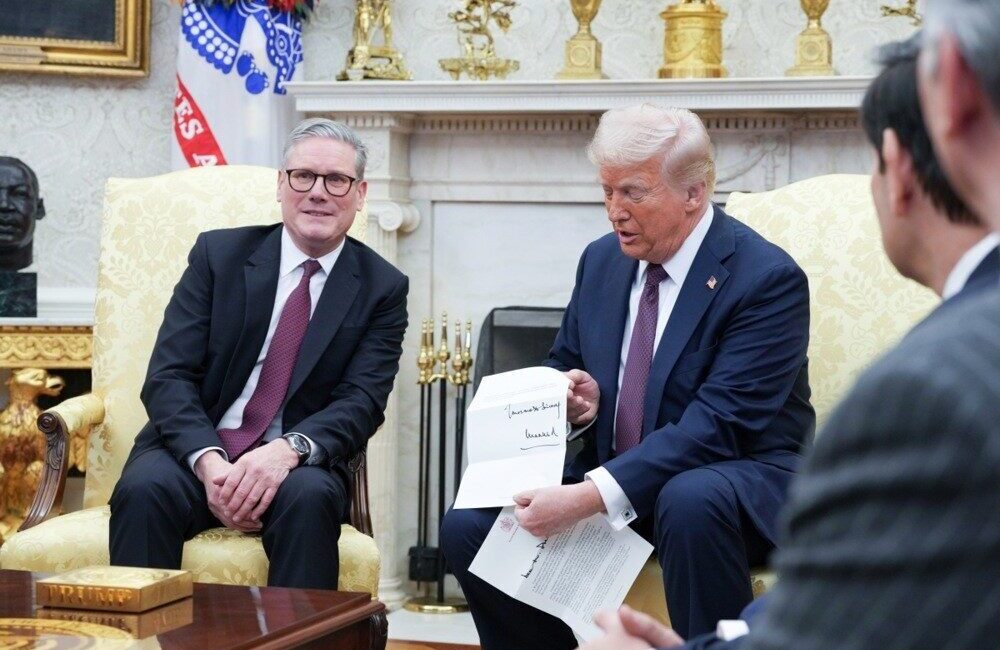 ABD Başkanı Trump ve İngiltere Başbakanı Starmer, ticaret anlaşmaları ve