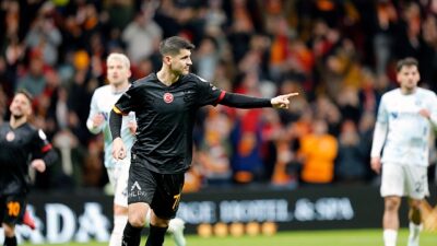 Trendyol Süper Lig'in 23. haftasında yaşanan olağanüstü gelişme, Türk futbolunda