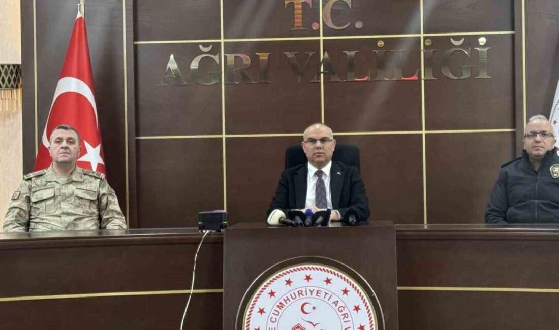 Ağrı'da Vali Mustafa Koç'un önderliğinde yapılan güvenlik toplantısında, ildeki suçların