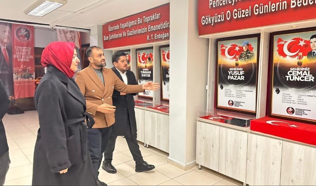 AK Parti Genel Başkan Yardımcısı Fatma Betül Sayan Kaya, 15