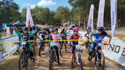 Antalya'da düzenlenen Tacettin Özsavaş MTB CUP yarışmasında, Akhisar İlçe Spor