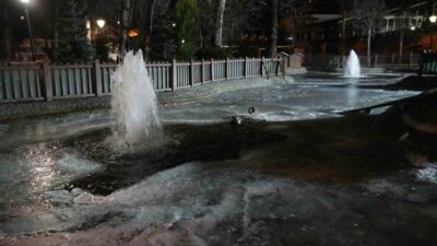 Ankara'da kar yağışı sonrası hava sıcaklığı eksi 10 dereceye düştü.