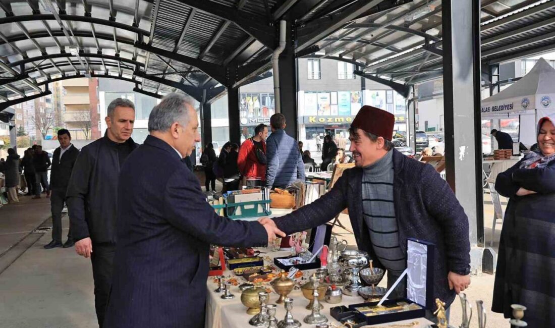 Antika Pazarı, 9 Şubat Pazar günü yoğun kar yağışı ve