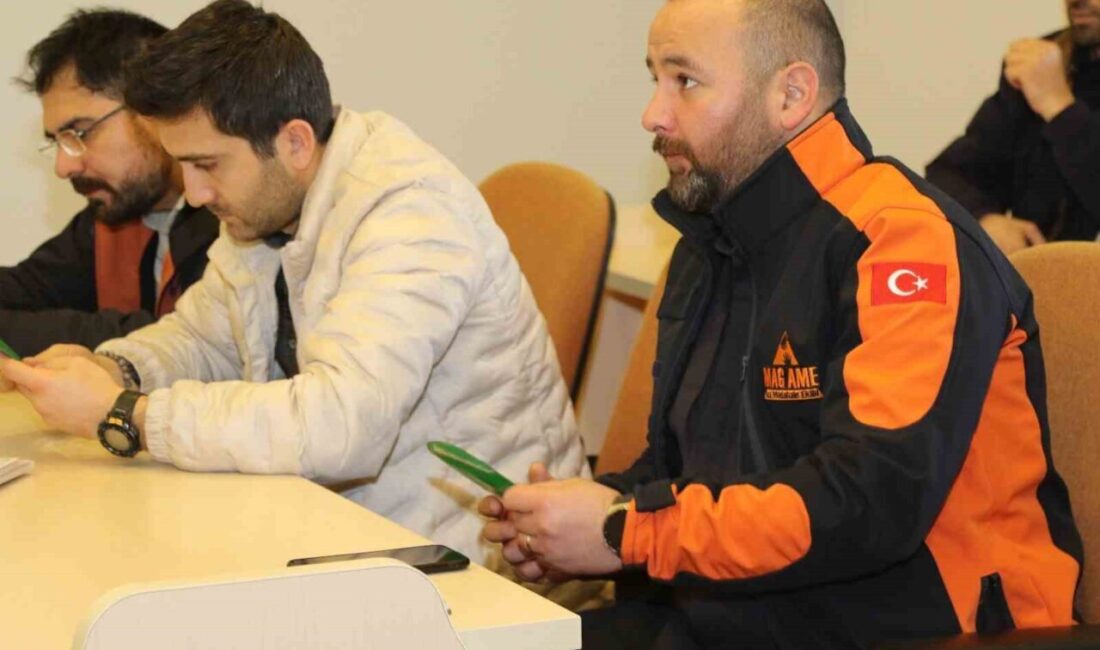 Atakum Belediyesi, personeline afet bilinci kazandırmak amacıyla sertifikalı ilk yardım