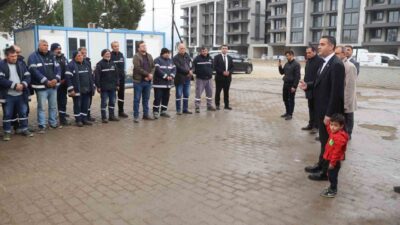 Koçarlı Belediye Başkanı Arıcı, çalışanlarına maaşlarının eksik kısmını en kısa