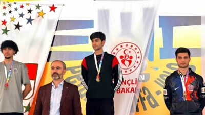 Mersin'deki Üniversite Sporları Bocce Türkiye Şampiyonası'nda milli sporcu Selçuk Can