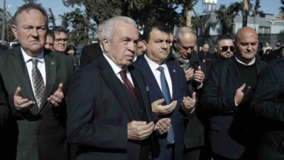 Rumelisiad üyeleri, Kuzey Kıbrıs Türk Cumhuriyeti'nde düzenlenen Ekonomi ve Yatırım