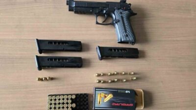 Çorum'da polis ekipleri 101 denetim sonucunda 11 kişiyi yakalayarak aramalarda