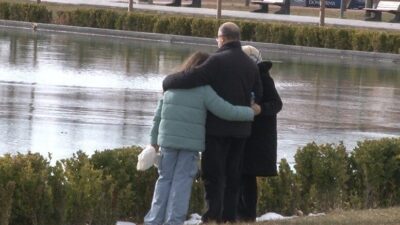 Çorum'da vatandaşlar, Millet Bahçesi'nde soğuk havaya aldırış etmeden keyifli bir