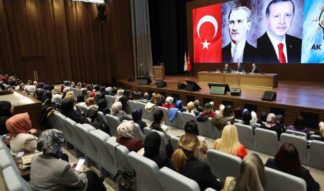 Cumhurbaşkanı Erdoğan'ın başkanlığında AK Parti Kadın Kolları Merkez Karar ve