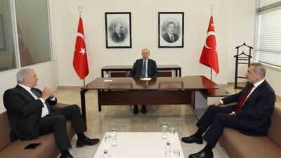 Cumhurbaşkanı Erdoğan, eski Yunanistan Dışişleri Bakanı Dimitris Avramopoulos'u kabul etti.