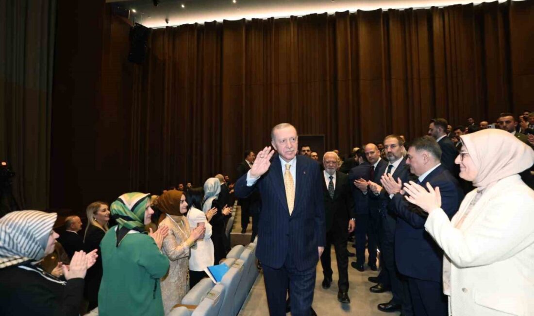 Cumhurbaşkanı Erdoğan, AK Parti Genişletilmiş İl Başkanları Toplantısında konuştu. Partinin