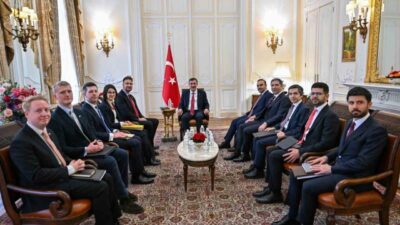 Cumhurbaşkanı Yardımcısı Cevdet Yılmaz, İngiltere'de Avam Kamarası üyesi Milletvekili Afzhal