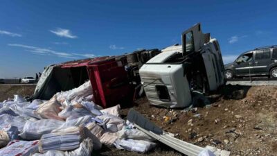 Yozgat'ın Kadışehri ilçesindeki kaza, Hatay'dan yola çıkan U.B. kontrolündeki tırın