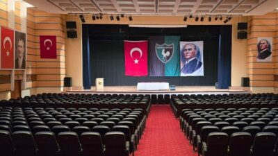 Denizlispor'da Şubat ayında yapılması planlanan olağanüstü genel kurulunu yönetim iptal