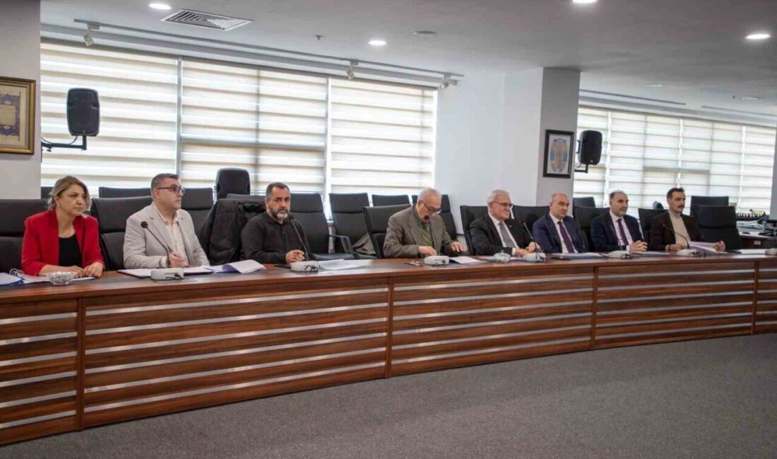 Erzincan Binali Yıldırım Üniversitesi'nde yazılı sınavı geçen adaylar için sözlü