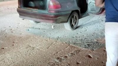 Elazığ'da bir aracın motorunda çıkan yangın, itfaiye ekiplerinin müdahalesiyle kontrol