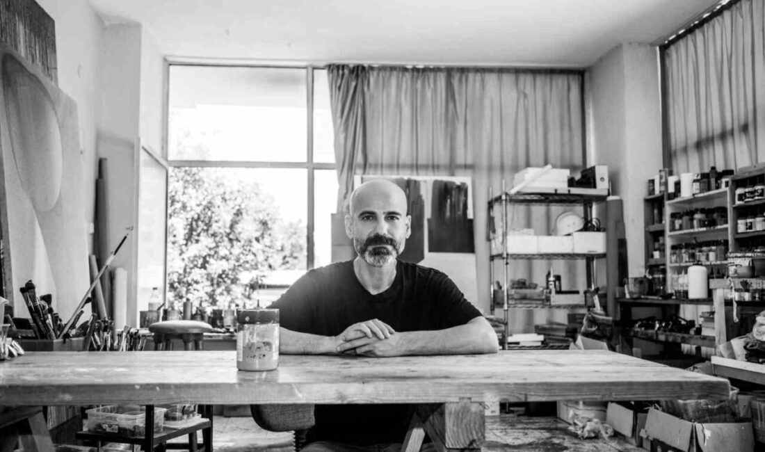 Ressam Beşir Bayar, 7 Şubat 2025'te SANKO Sanat Galerisi'nde "Eski