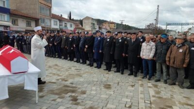 Kütahya'nın Tavşanlı ilçesindeki Balıköy beldesinde yangında hayatını kaybeden Kıbrıs gazisi