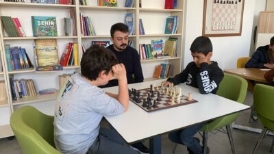 Çiçekdağı İlçe Milli Eğitim Müdürlüğü tarafından ilçe genelinde düzenlenen Akıl