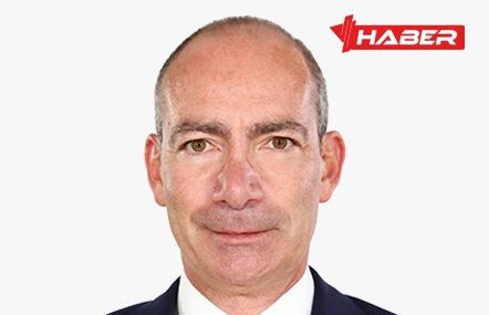 Fethi Pekin, Türkiye’nin en köklü hukuk bürolarından biri olan Pekin