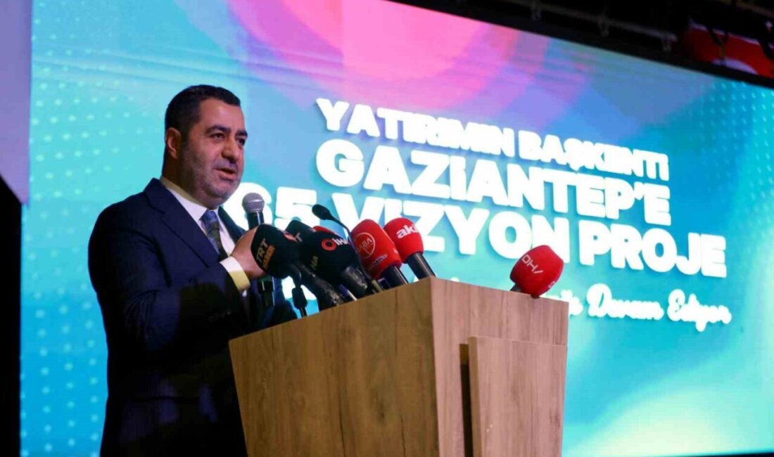 Gaziantep'te 65 vizyon projesinin tanıtıldığı toplantıda, Büyükşehir Belediye Başkanı Fatma