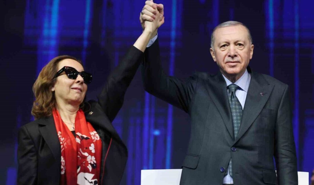 Antalya Milletvekili Serap Yazıcı Özbudun, Gelecek Partisi'nden istifa ederek AK