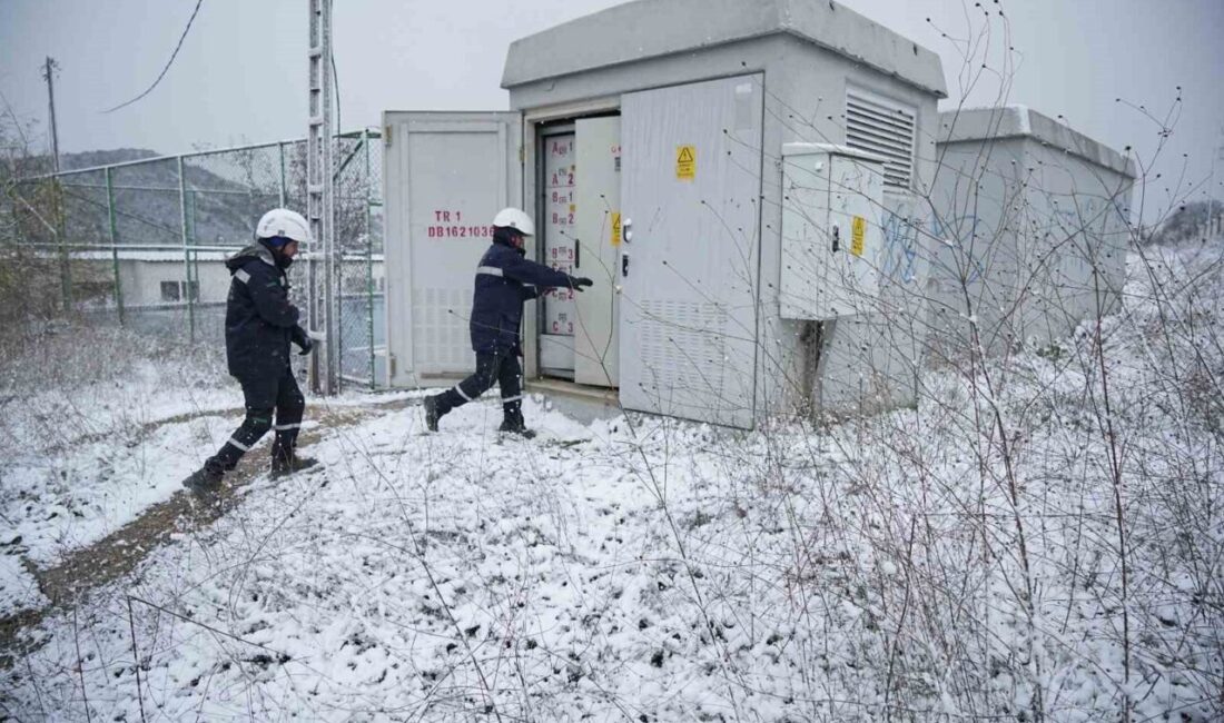 Hava sıcaklıklarının sıfırın altına düşmesiyle birlikte UEDAŞ, Bursa, Balıkesir, Çanakkale