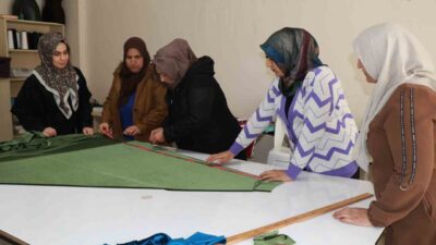Şanlıurfa'nın Haliliye Belediyesi, milletevleri aracılığıyla kadınlara el sanatları ve meslek
