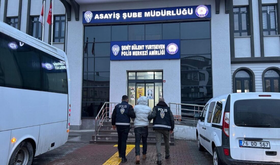 Iğdır Emniyet Müdürlüğü, umuma açık işletmelere yönelik asayiş uygulaması yaptı.