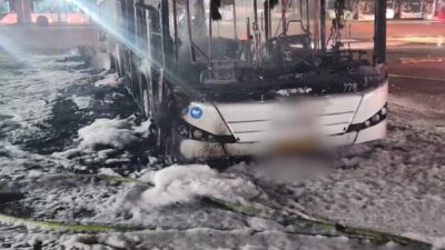 İsrail'de park halindeki otobüslerde zaman ayarlı patlayıcılarının bulunduğu ortaya çıktı.