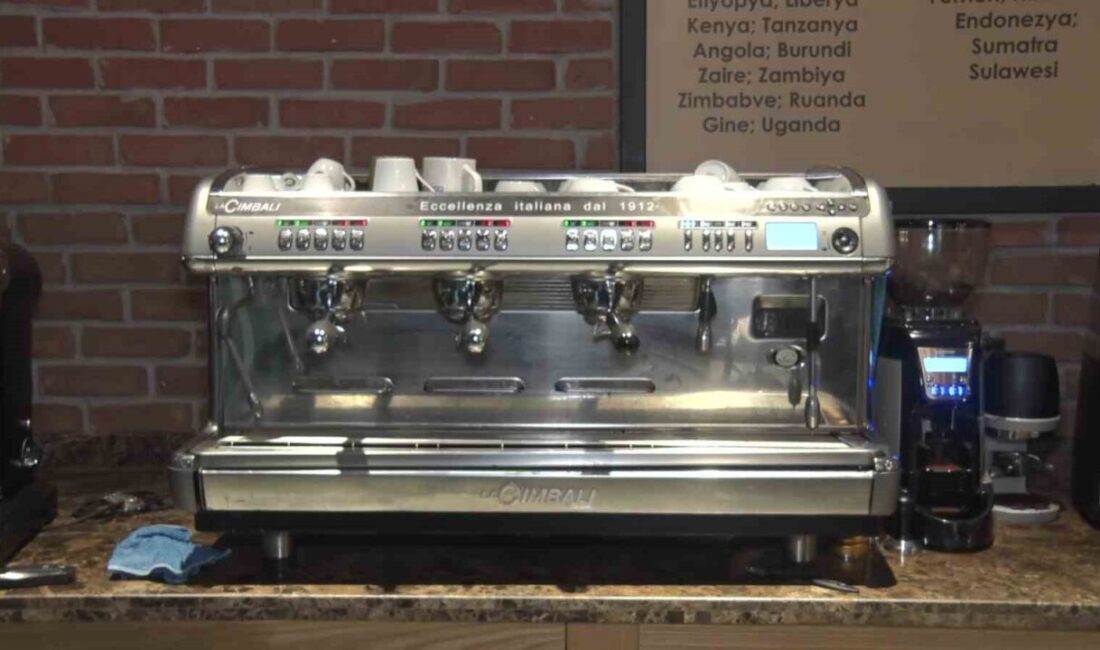 Brewlog, Türkiye'nin kahve sektöründe lider olmayı hedefliyor. 20 senelik tecrübesiyle