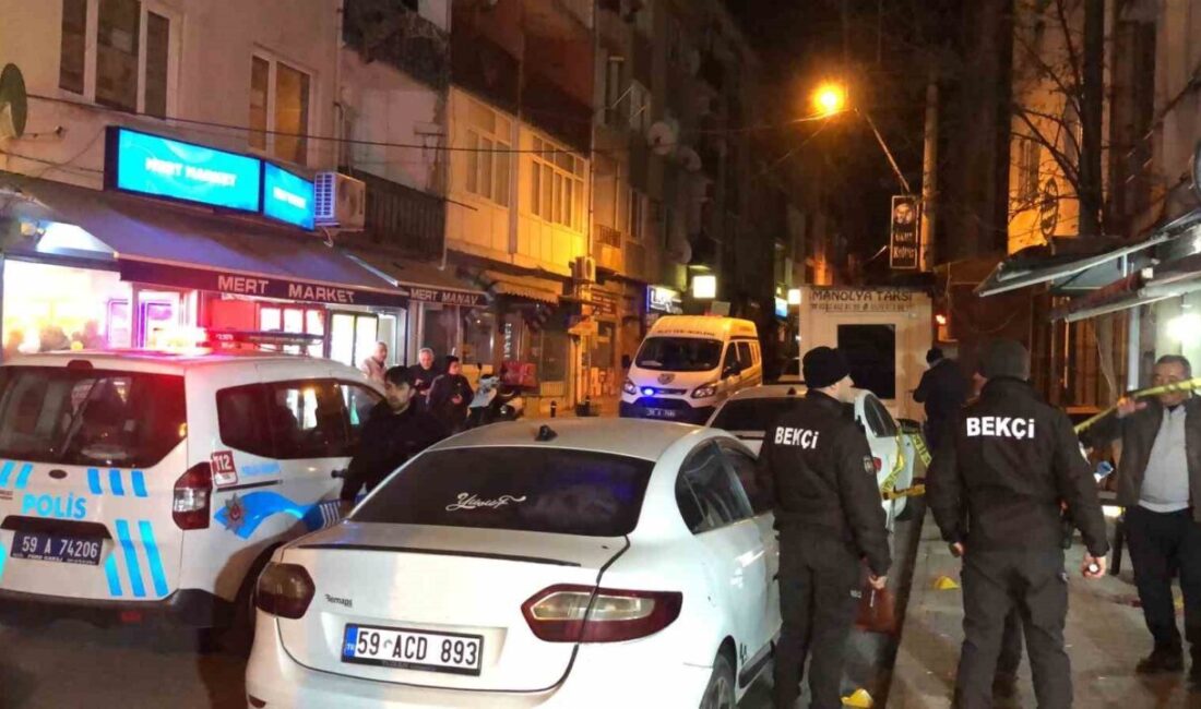 Tekirdağ'ın Çorlu ilçesinde, kahvehaneden dışarı çıkan A.Ö, M.A tarafından silahlı