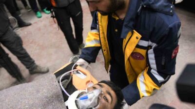 Hatay'da depremin 260. saatinde kurtarılan Mehmet Ali Şakiroğlu, enkaz altında