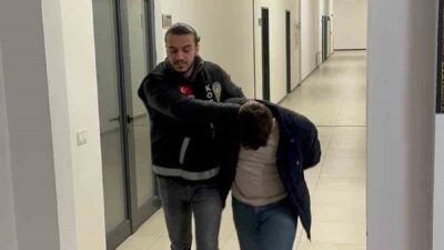 Kocaeli'de dolandırıcılık yapan M.A.U. ve K.A.U. isimli şüpheliler, kendilerini polis