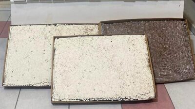 Kırıkkale'de araçta yapılan aramada 46 bin 700 kaçak makaron bulundu.