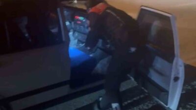 Bartın'da polisin dur ihtarına uymayan N.B., kovalamacanın ardından araçla kaçmaya