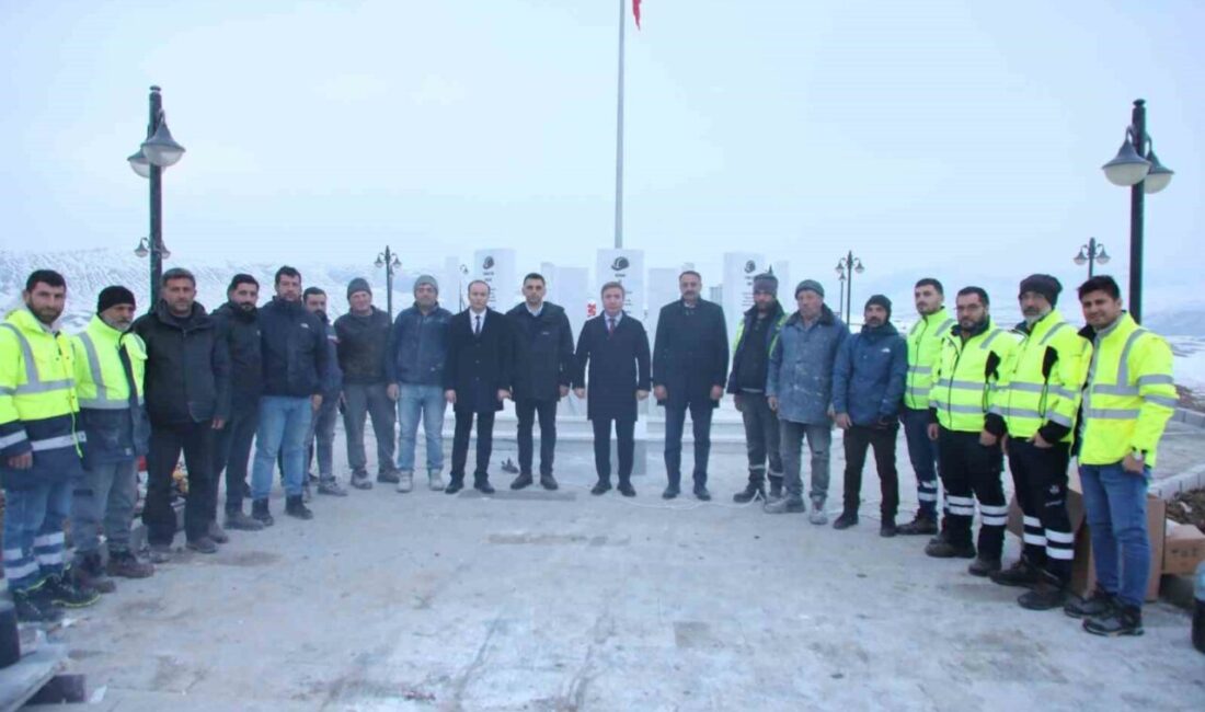 Erzincan Valisi Hamza Aydoğdu, İliç'teki maden kazasında hayatını kaybeden işçiler