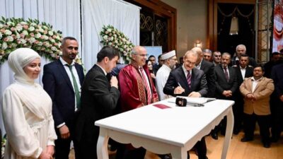 Malatya'da düzenlenen toplu nikah töreninde konuşan Diyanet İşleri Başkanı Prof.