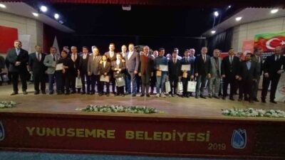 Manisa'da düzenlenen Genç Muhafızlar Hafızlık Yarışması'nda Antalya Kepez Mahmut Celalettin