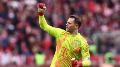 Manuel Neuer, Bayern Münih ile 30 Haziran 2026'ya kadar sözleşmesini