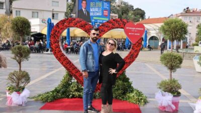 Marmaris Belediyesi, Sevgililer Günü için özel fotoğraf panosu hazırlayarak insanların