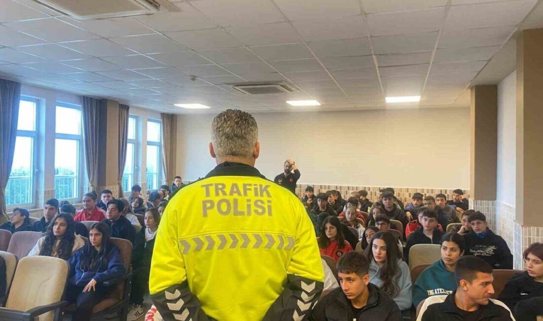 Mersin Emniyet Müdürlüğü, çocuklara trafik güvenliği eğitimleri vererek bilinçlenmelerini hedefliyor.