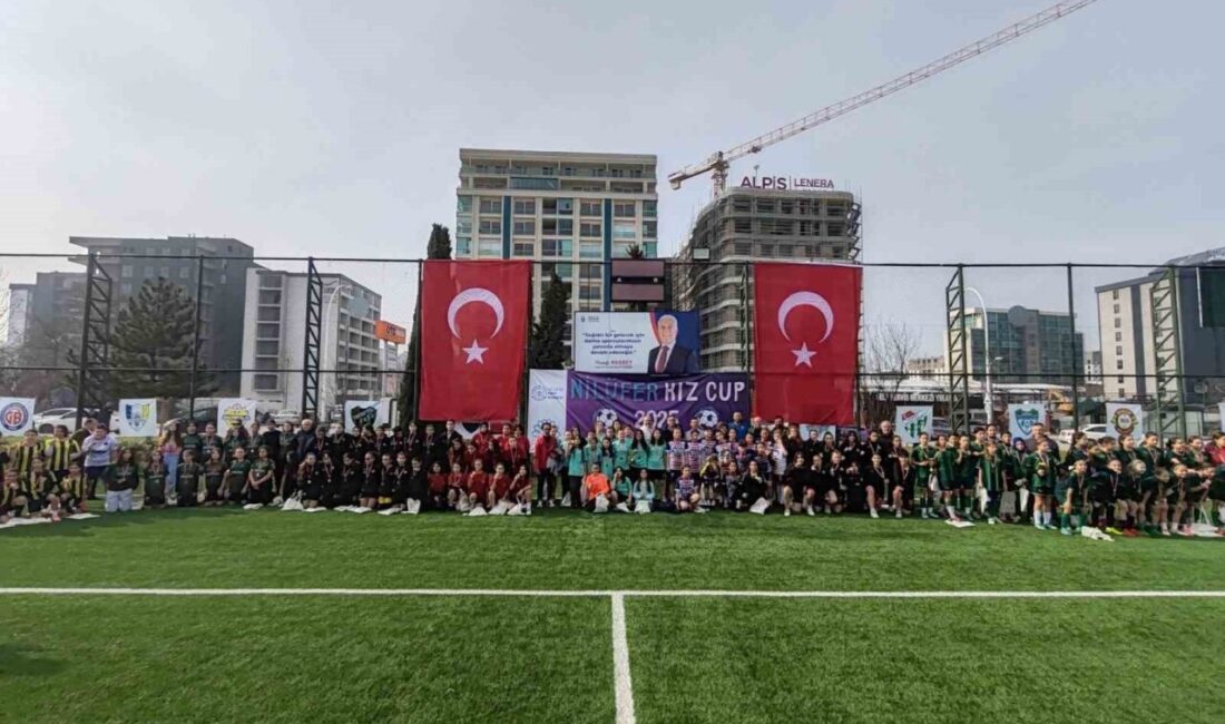 Nilüfer Kız Cup 2025 Futbol Turnuvası'nda Ufukspor, finalde Soğanlı Gençlik