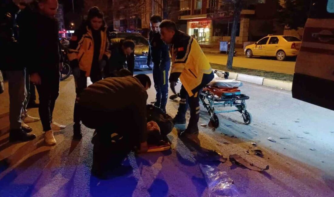 Çorum'un Gülabibey Mahallesi'nde meydana gelen kazada, S.T.A.'nın kullandığı motosiklet, S.D.