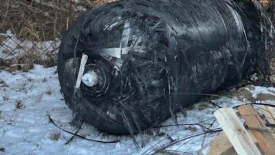 SpaceX'in fırlattığı Falcon-9 roketinin enkazı, kontrolsüz bir şekilde atmosfere girerek